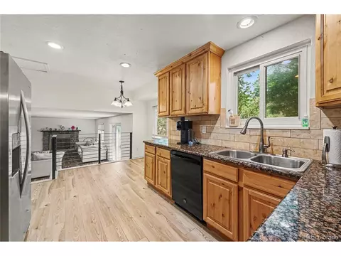 Kitchen - 14602 Evans Pl, Aurora, CO 80014 photo 5 of 6