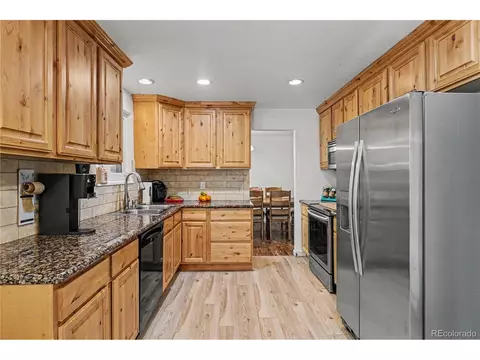 Kitchen - 14602 Evans Pl, Aurora, CO 80014 photo 4 of 6