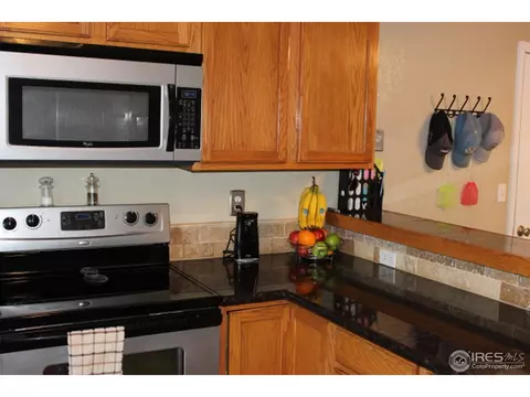 341 E Mountain Ash St, Milliken, CO 80543 photo 6