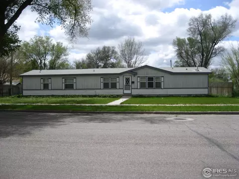 611 Walnut St, Sterling, CO 80751 photo 1
