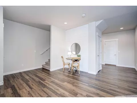 218 E Chestnut St #2, Windsor, CO 80550 photo 4