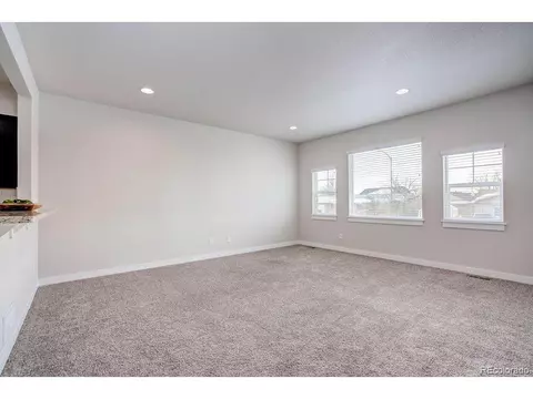 218 E Chestnut St #2, Windsor, CO 80550 photo 6