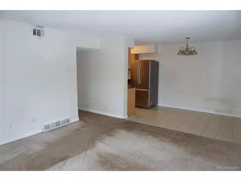 309 E Highline Cir #201, Centennial, CO 80122 photo 4