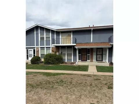 Exterior - 11718 E Canal Dr, Aurora, CO 80011 photo 2 of 3