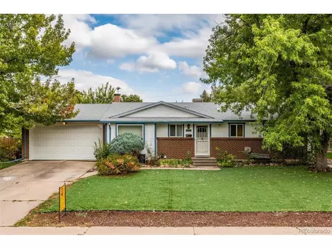 932 Fraser St, Aurora, CO 80011 photo 1