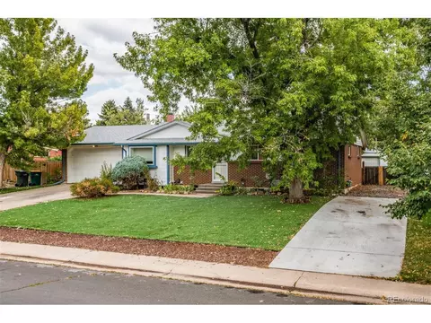 932 Fraser St, Aurora, CO 80011 photo 2