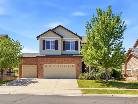 7181 S Oak Hill Cir, Aurora, CO 80016