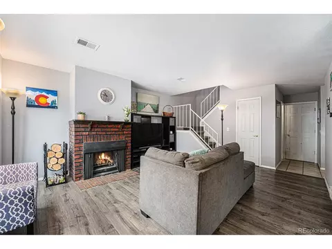 2016 W 101st Ave, Thornton, CO 80260
