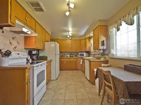 2552 Sunset Ln, Greeley, CO 80634 photo 10