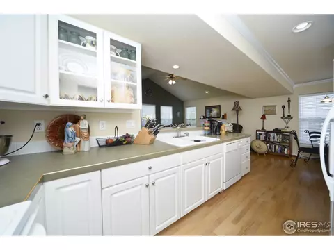 233 53rd Ave, Greeley, CO 80634 photo 5