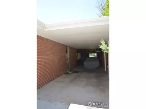 361 Lansing St, Aurora, CO 80010 photo 3