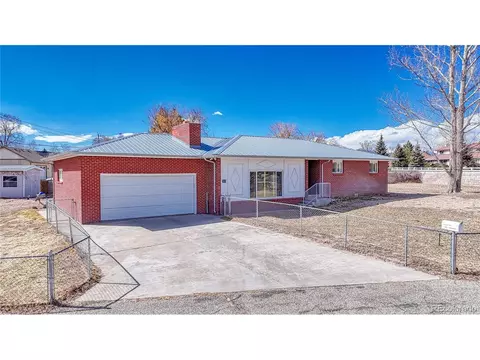 303 Crestone Ave, Salida, CO 81201