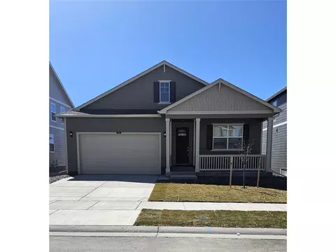 730 Gareth Ln, Lochbuie, CO 80603