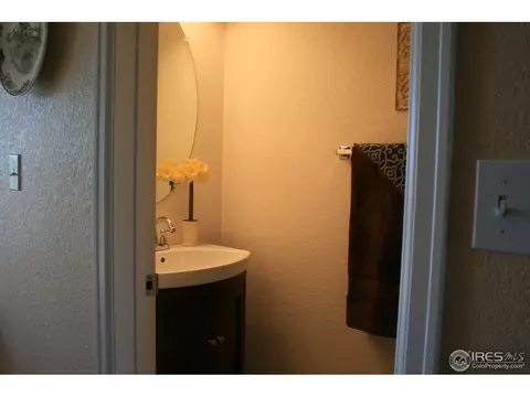 4667 E 98th Pl, Thornton, CO 80229 photo 9