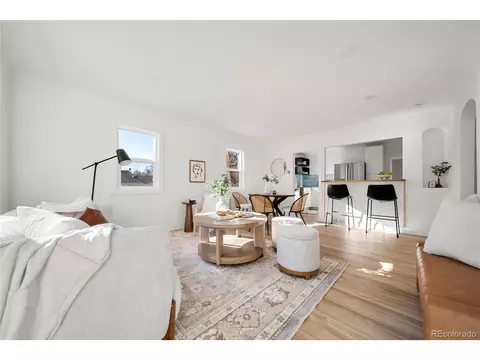 3075 S Clarkson St, Englewood, CO 80113