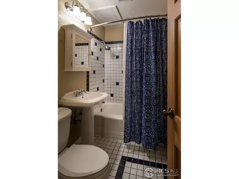 2611 Pine St, Boulder, CO 80302 photo 6