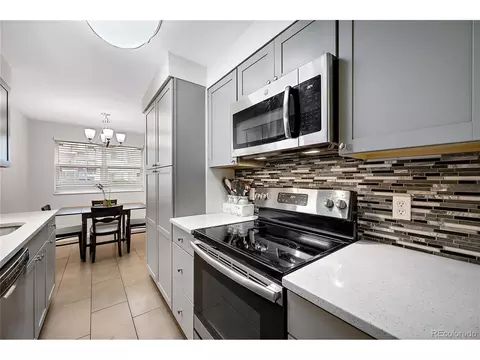 1200 S Monaco Pkwy #16, Denver, CO 80224