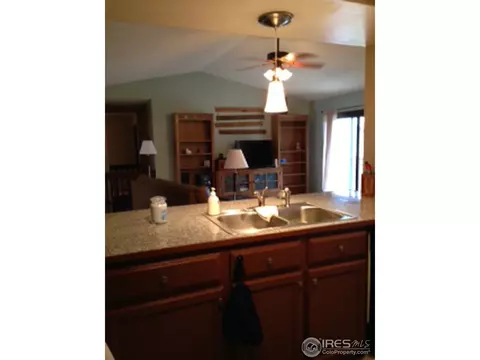 18751 E Colorado Dr, Aurora, CO 80017 photo 3