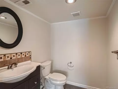 Bath - 19117 E Harvard Dr, Aurora, CO 80013 photo 3 of 3