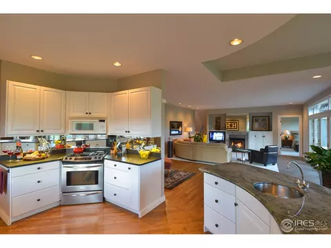 4700 Eldorado Springs Dr, Boulder, CO 80303 photo 9