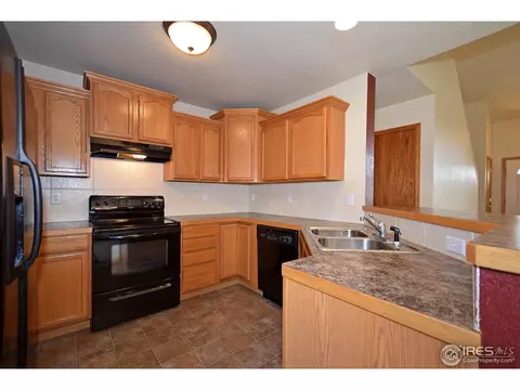 827 Bluegrass Way, Windsor, CO 80550 photo 7