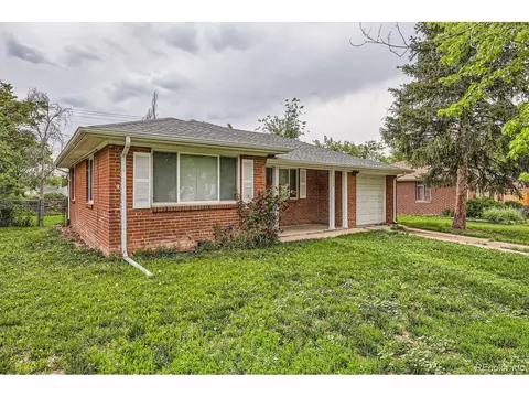 1325 Geneva St, Aurora, CO 80010