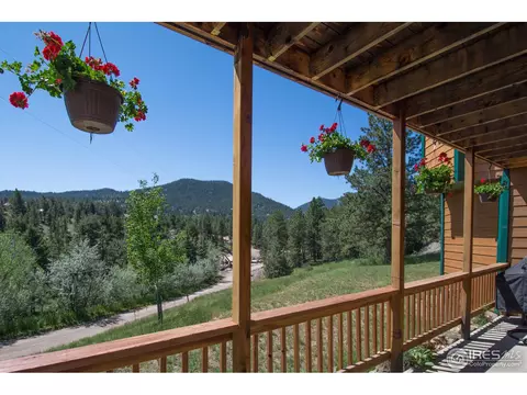 227 Cree Ct, Lyons, CO 80540 photo 2