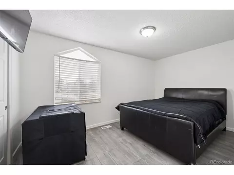 Bedroom - 11688 E Cedar Ave, Aurora, CO 80012 photo 4 of 4