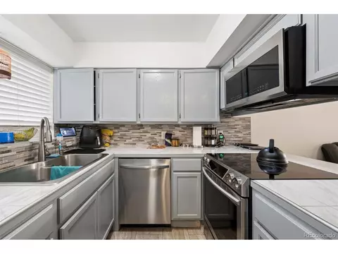 Kitchen - 11688 E Cedar Ave, Aurora, CO 80012 photo 3 of 3