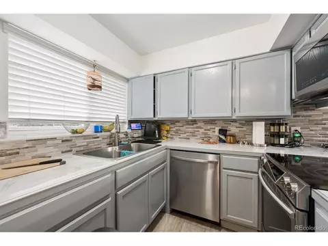Kitchen - 11688 E Cedar Ave, Aurora, CO 80012 photo 2 of 3