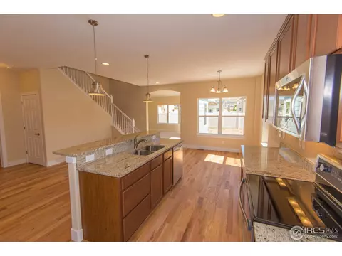 648 Jackson St, Lafayette, CO 80026 photo 5