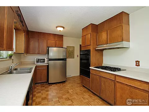 981 W 79th Pl, Denver, CO 80221 photo 9