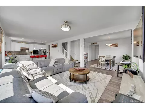 21498 E Stanford Dr, Aurora, CO 80015 photo 5