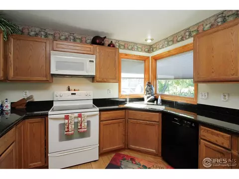 7478 Queen Cir, Arvada, CO 80005 photo 4