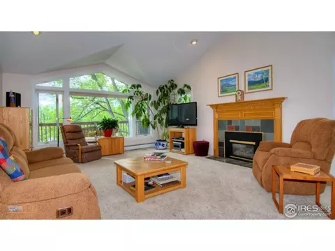 841 Paragon Dr, Boulder, CO 80303 photo 3