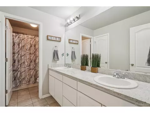 Bath - 6520 Empire Ave, Frederick, CO 80516 photo 4 of 5