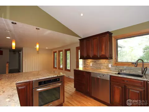 7420 Old Mill Trl, Boulder, CO 80301 photo 6