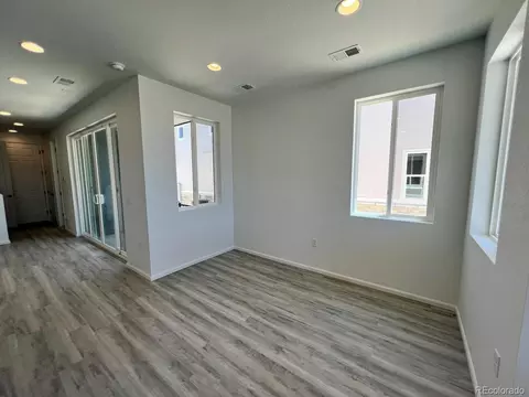21151 E 67th Ave, Aurora, CO 80019 photo 3