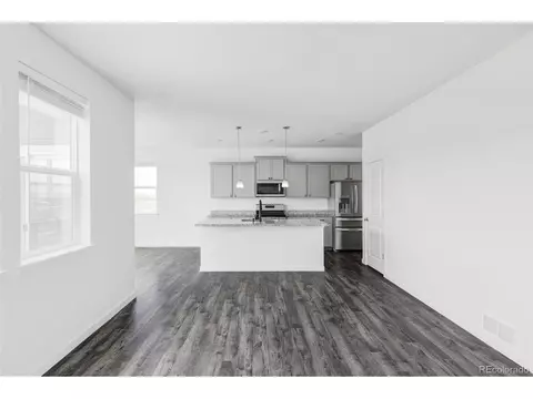 226 Racer St, Bennett, CO 80102 photo 4
