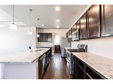 19811 E 60th Dr, Aurora, CO 80019 photo 9