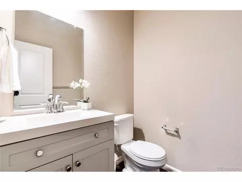 19811 E 60th Dr, Aurora, CO 80019 photo 6
