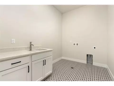 Undisclosed, Windsor, CO 80550 photo 13