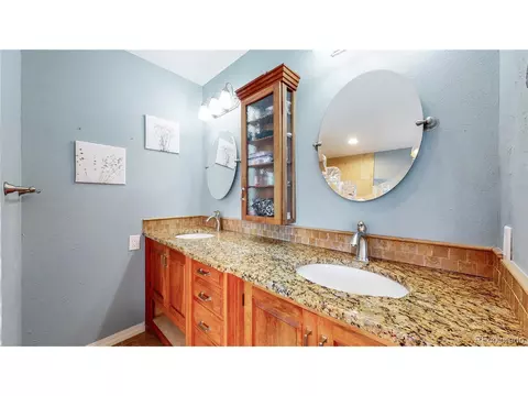 18020 E Berry Dr, Centennial, CO 80015 photo 19