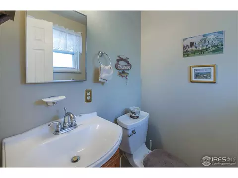 8264 Vallejo St, Denver, CO 80221 photo 9