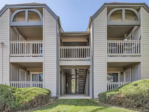 9293 E Arbor Cir #E, Englewood, CO 80111