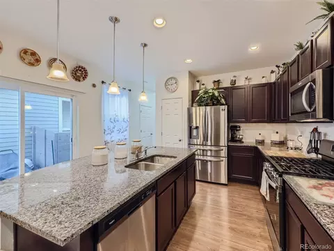 4728 Jasper St, Denver, CO 80239 photo 9