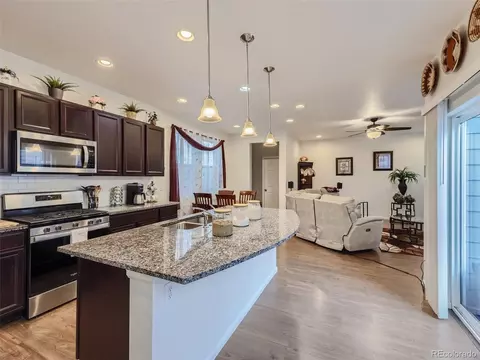 4728 Jasper St, Denver, CO 80239 photo 10