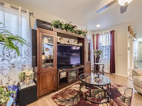 4728 Jasper St, Denver, CO 80239 photo 7