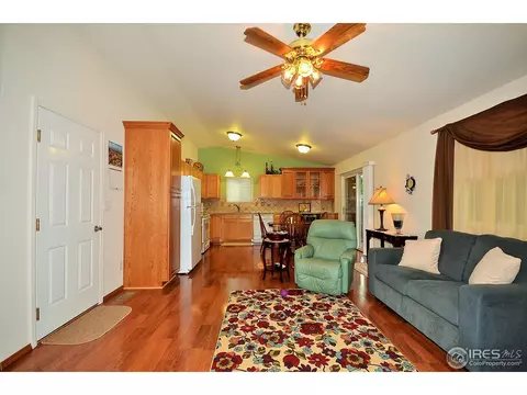 1123 E 25th St Ln, Greeley, CO 80631 photo 4