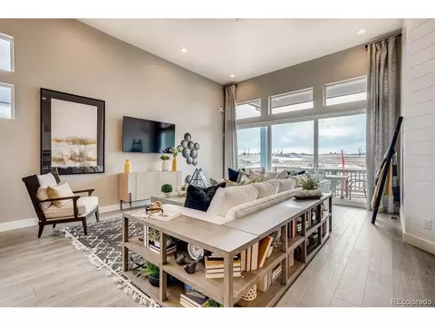 Living - 6229 Juniper Dr, Thornton, CO 80602 photo 1 of 2